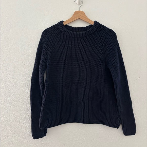 Quince 100% Organic Cotton Fisherman Crew Sweater - Picture 2 of 5